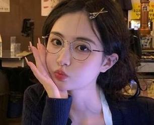 生活太乏味？来个黑料传送门试试，166吃瓜总能出乎意料！