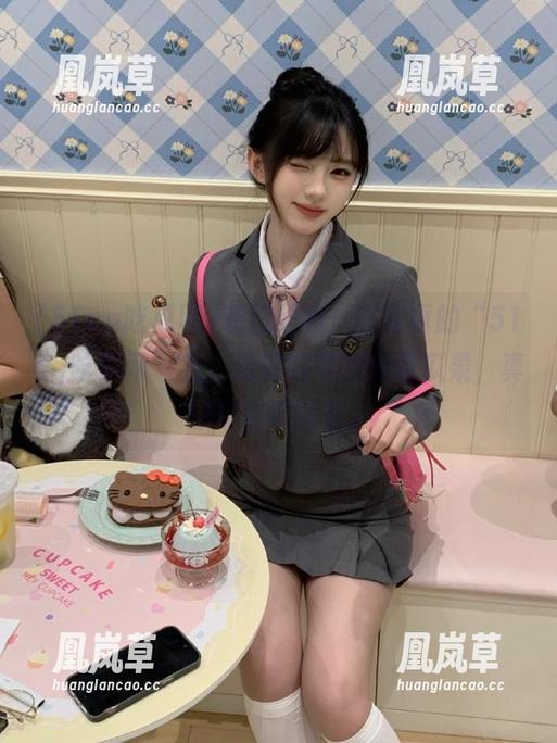 51cg吃瓜网 晚归的我:在安卓的“51cg吃瓜网”上,偶遇归家的绚丽瓜果,真想打包带回去。