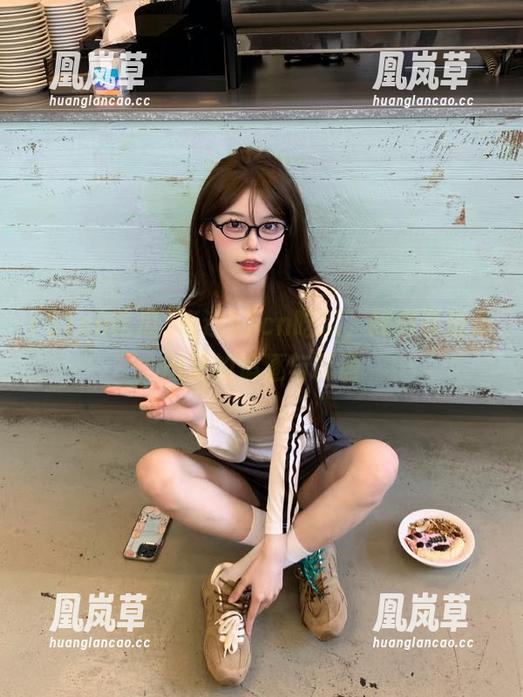 51cn吃瓜 直达51cn吃瓜,肆意享受瓜田里的追逐与耳语