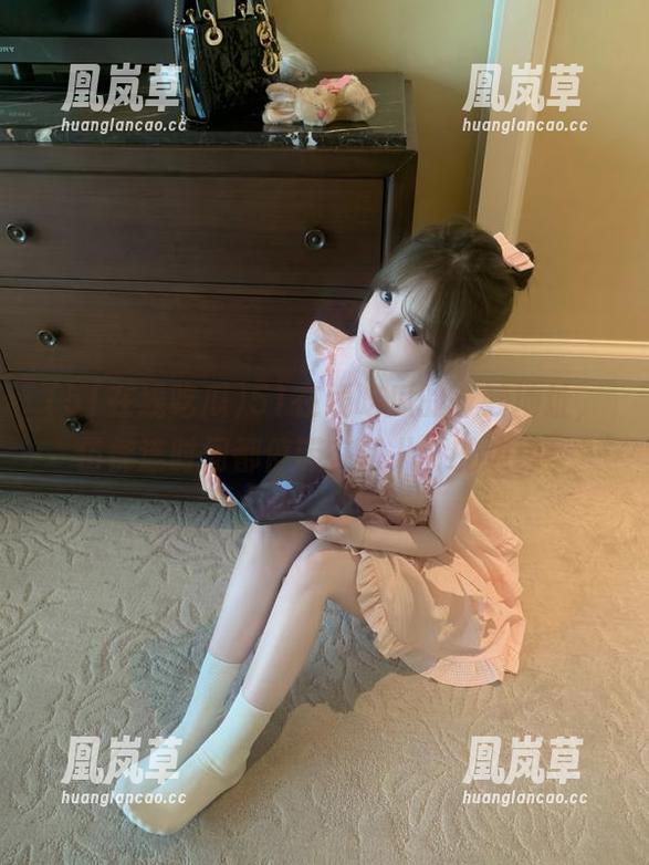 51在线吃瓜 51在线吃瓜的奇妙地址,仿佛连时间都停滞在了八卦的边缘。