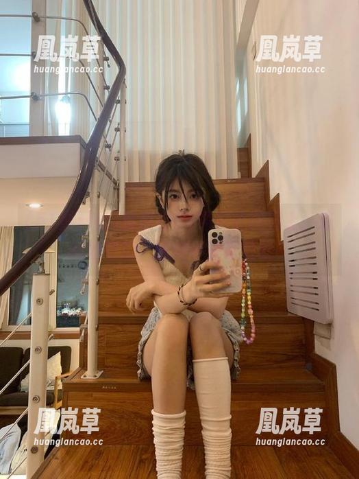51黑料社 就爱在51黑料社网页上,悠闲地吃瓜,顺便评评论说说!