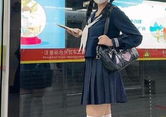 随便摸了下安卓，没想到5g吃瓜也成了我的新追求…