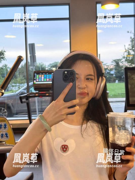 718 没想到718.st的首页这么热闹,果然“瓜”事不断!