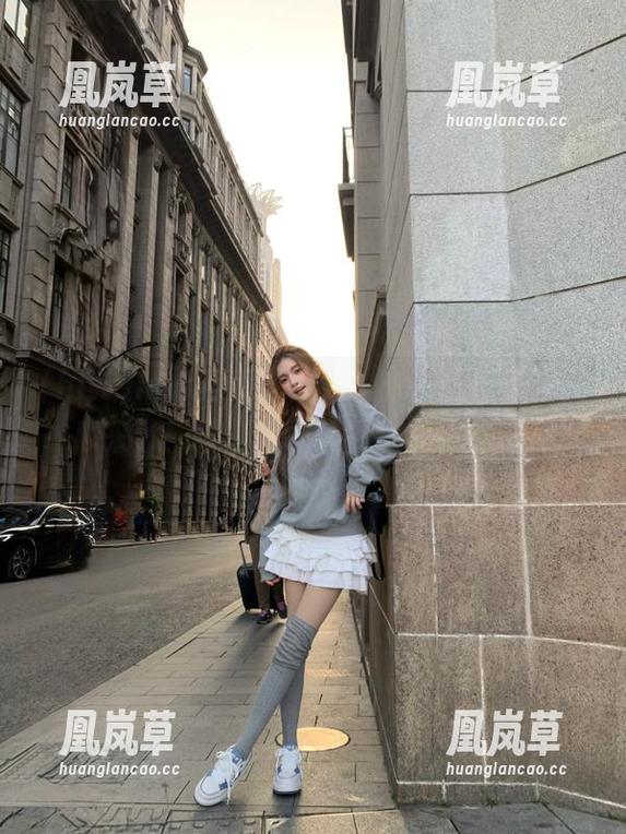 hlw hlw网页“通知”:一颗巨无霸的瓜来了!准备好“大力士”心态吧!