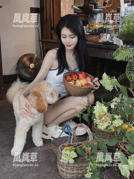 iOS又一神应用——picacgcg，瓜哥我沦陷在这无尽的八卦里！