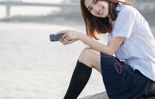 免费吸狗粮，让我在www.51com里肝肺无警觉，心也累。