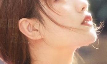 五一吃瓜入口更新后，想问：这是新鲜还是幻觉啊？