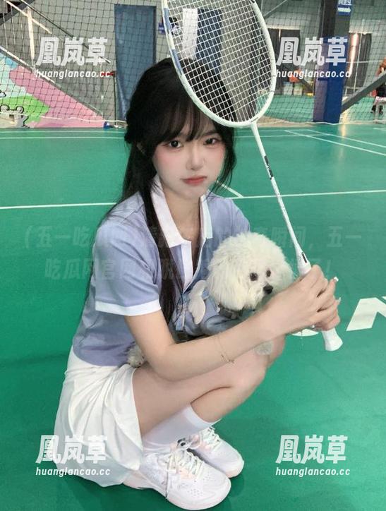 五一吃瓜网 清新午后的神奇瞬间,五一吃瓜网官网和脱口秀的芭蕾碰撞了!