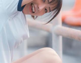 安卓用户脸上的微妙神情：冲哥黑料精选真把折耳根带火了，这画风太异想天开了！