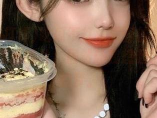 吃瓜不打烊里面的那个链接，有个惊艳图片，居然让我想起了小时候的梦。
