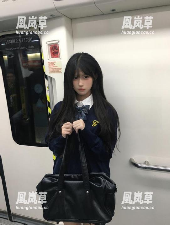 怎样优雅地收藏吃瓜网APP的资源？不如直接做成纸飞机飞向他吧！