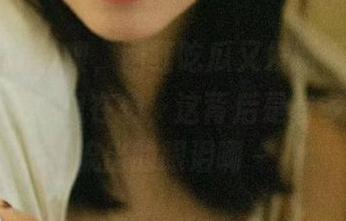 噢，网红吃瓜又发新“收藏”爆料！我心里在想，这背后是有多少默默流出的眼泪啊～