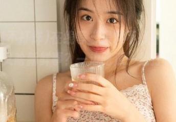 在线等“黑料不打烊,万里长征”又啥新鲜事？一边吃瓜一边打发时间，哈哈。