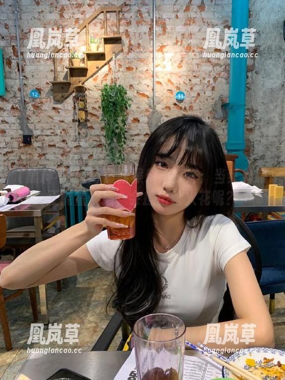 黑料不打烊 最新黑料不打烊:当红料跟正能量碰撞,会擦出啥火花呢?